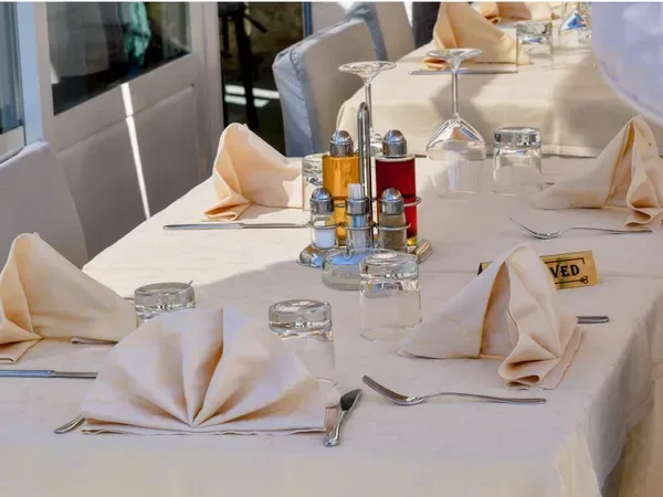 Illustration de l’article : No-show restaurant : réduire les réservations fantômes